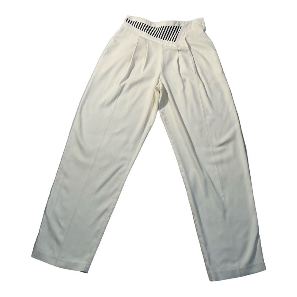 Sideffects Women’s Vintage light Cream  pleated Ankle Pants Side zipper Size M